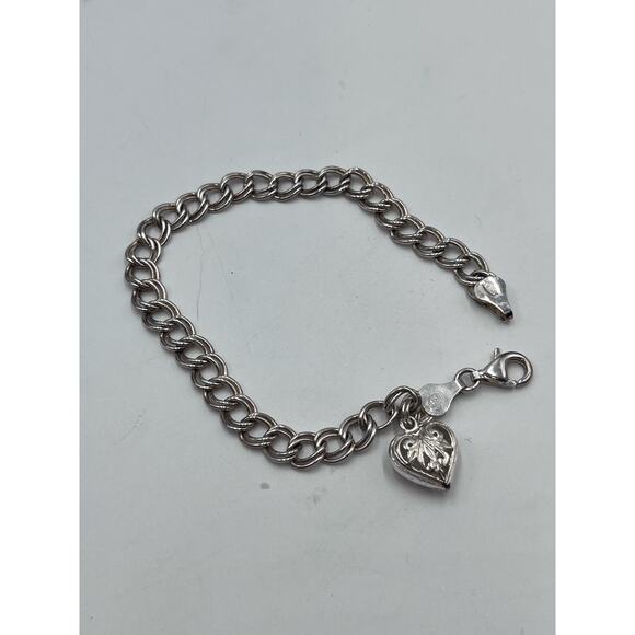 SU Sterling Silver Signed Italy Double Link Charm Bracelet With Heart Charm - Picture 3 of 8